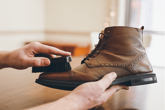 Cepillo Para Limpiar Piel Y Tapiceria | Trinova