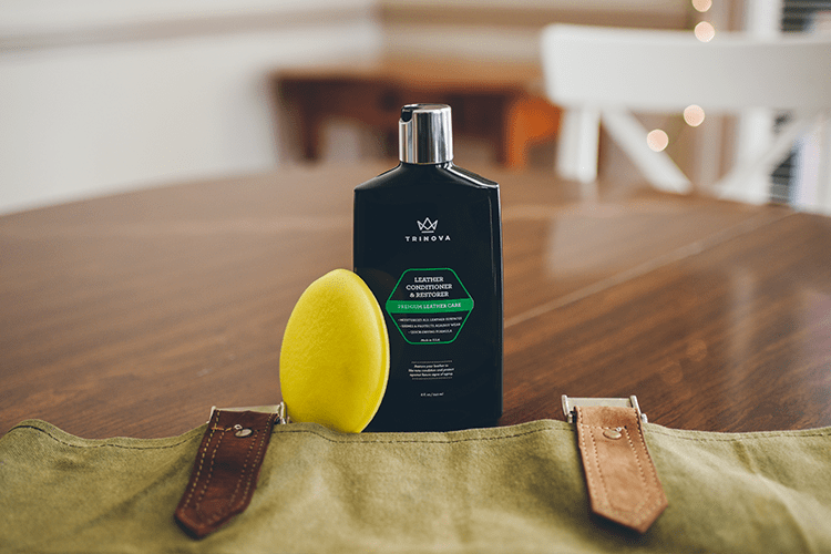 Trinova - Leather Cleaner & Conditioner - Limpiador y acondicionar de piel natural para muebles, ropa y otras superficies de cuero